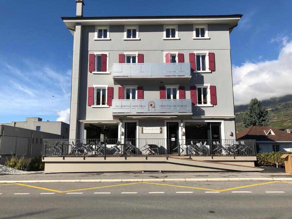 Hotel Pas De Cheville Conthey Exterior photo